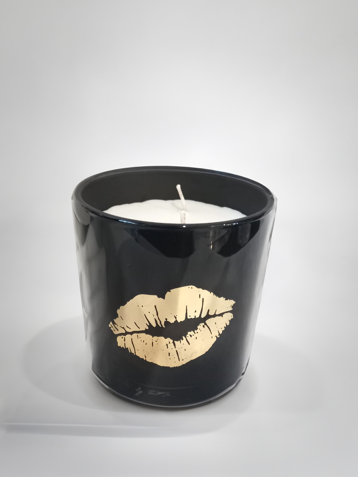 CANDLE BLACK LIPS
